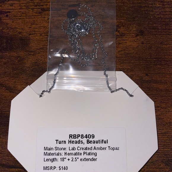 Bomb Party November 2024 - Turn Heads, Beautiful - Picture 3 of 3